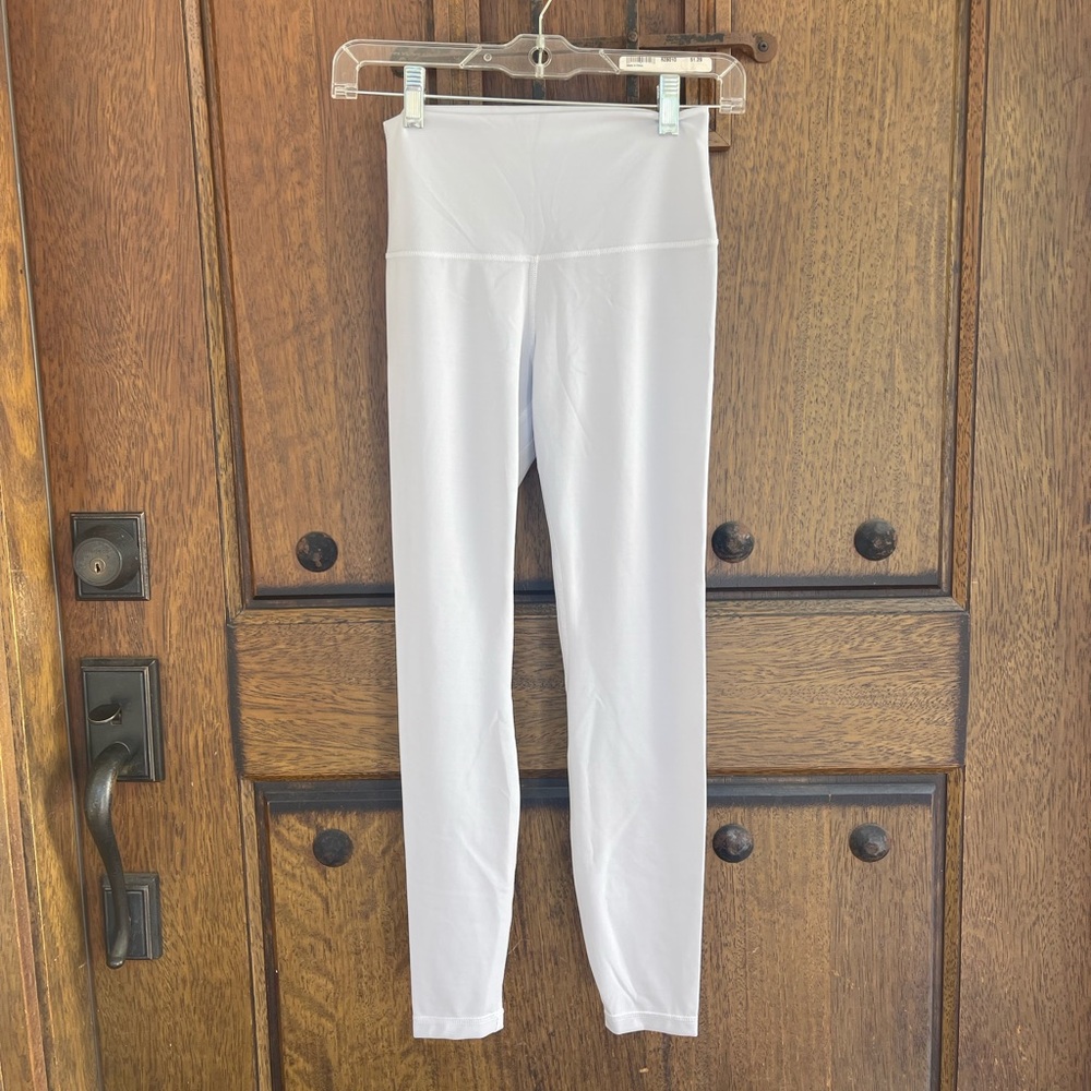 Lululemon used light green leggings size 4